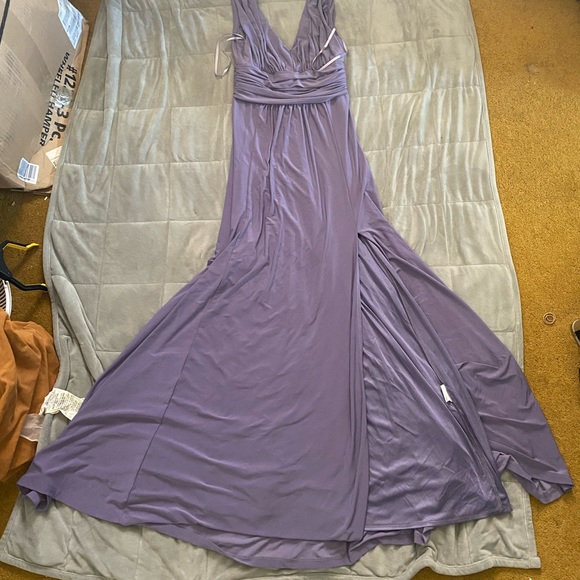 le chateau | Dresses | Xs Le Chteau Beautiful Long Slit Purple Dress |  Poshmark